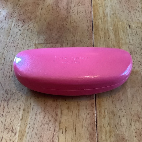 kate spade Accessories - Kate Spade pink eyeglasses/sunglasses case
